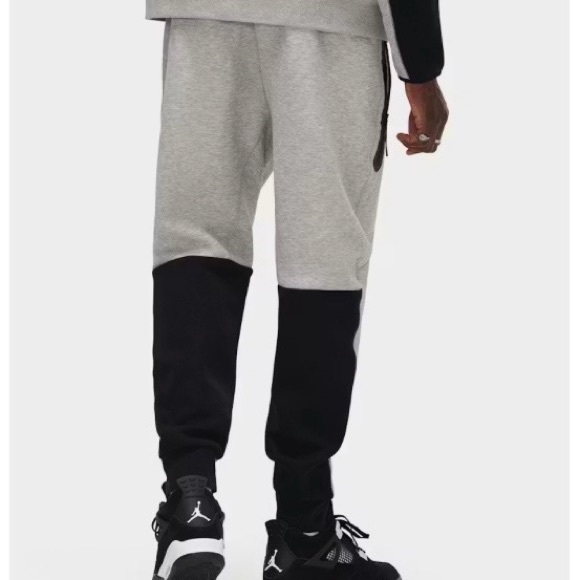 Nike Tech Fleece Joggers Men’s Gray and Black Sweatpants XS - Picture 15 of 15